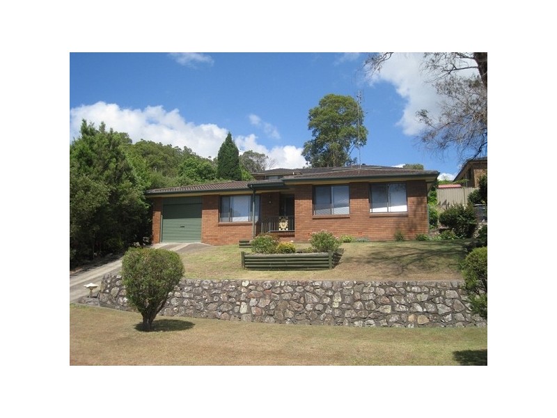 4 Taranaki Place, Macquarie Hills NSW 2285