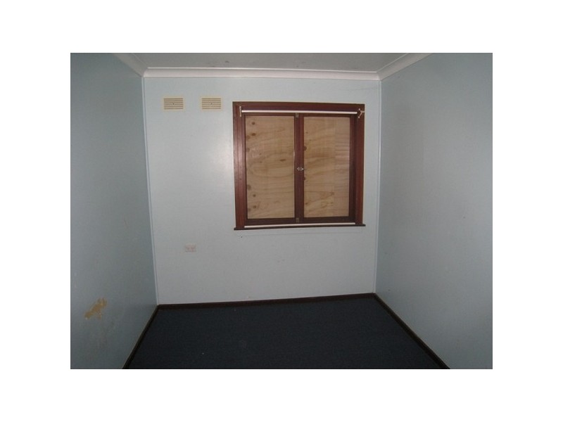 1 Hickory Road, Gateshead NSW 2290