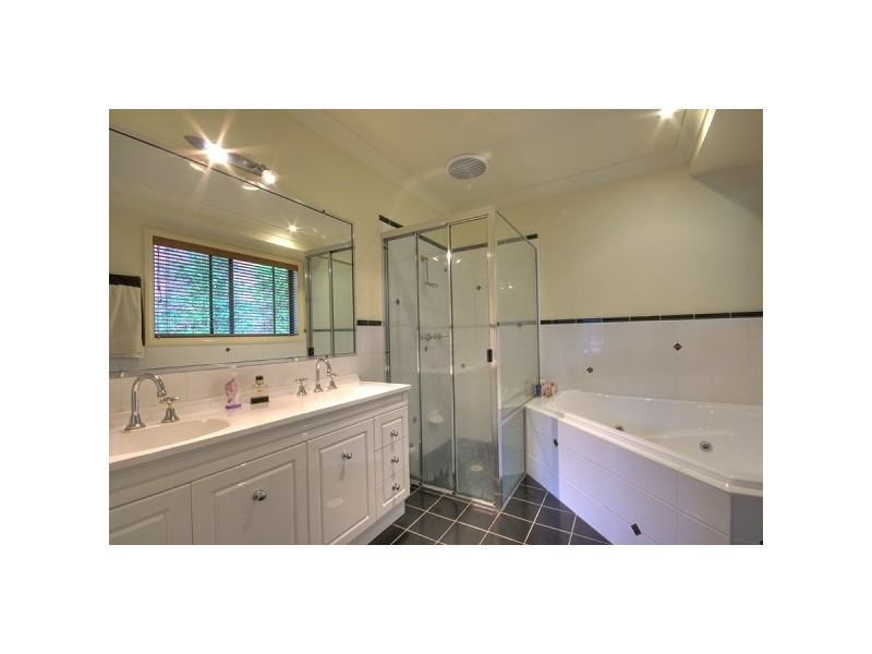 2 Pindari Close, Kahibah NSW 2290