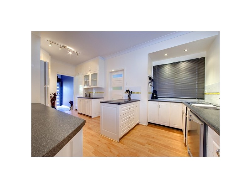 45 Hutchinson Street, Redhead NSW 2290