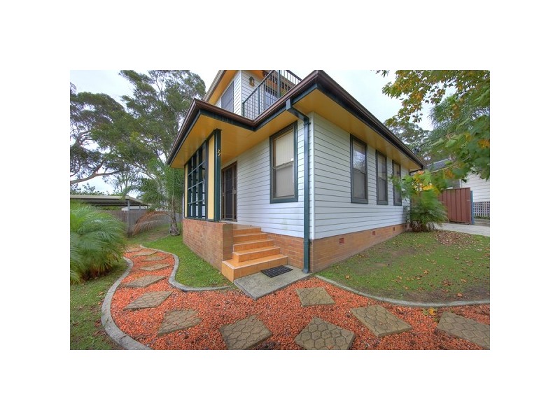 31 Alder Crescent, Gateshead NSW 2290