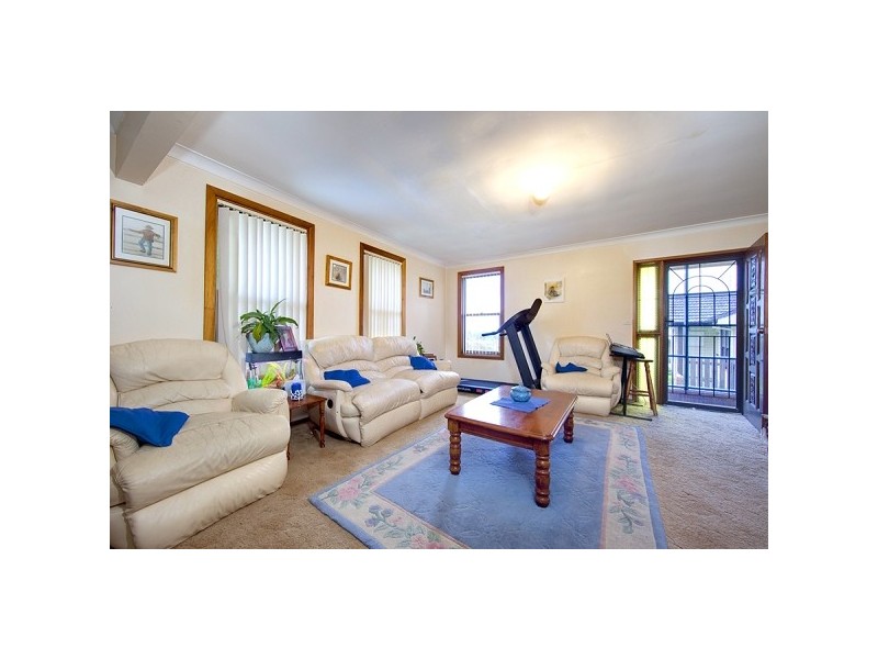 31 Alder Crescent, Gateshead NSW 2290