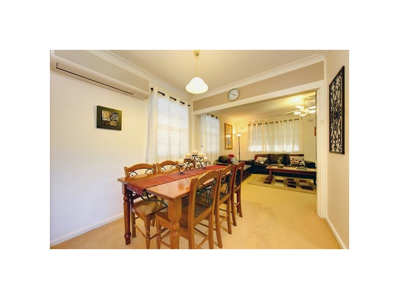 8 Alder Crescent, Gateshead NSW 2290