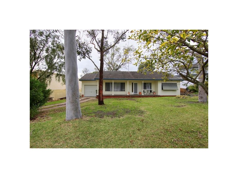 22 Anglers Place, Eleebana NSW 2282