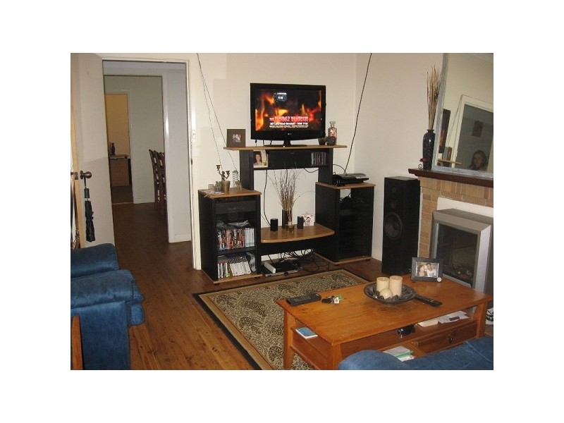 12 Waratah Street, Kahibah NSW 2290