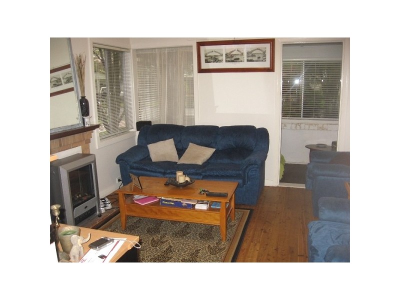 12 Waratah Street, Kahibah NSW 2290