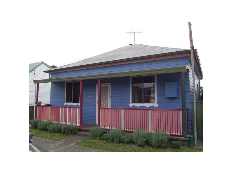 4 Young Road, Broadmeadow NSW 2292