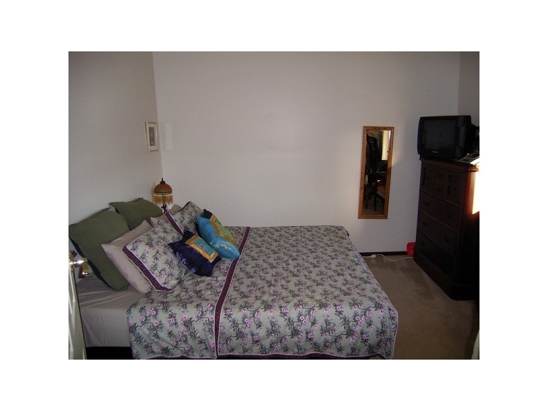 4 Young Road, Broadmeadow NSW 2292