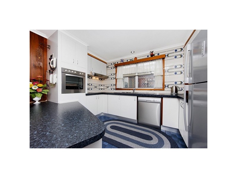 6 Ada Street, Mount Hutton NSW 2290
