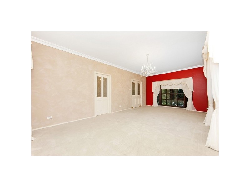 4 Fernleigh Loop, Adamstown Heights NSW 2289