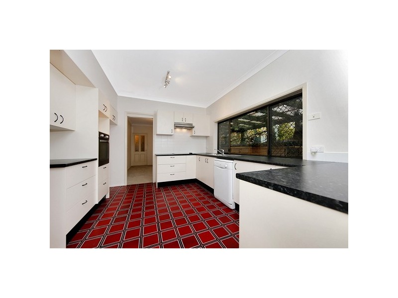 4 Fernleigh Loop, Adamstown Heights NSW 2289