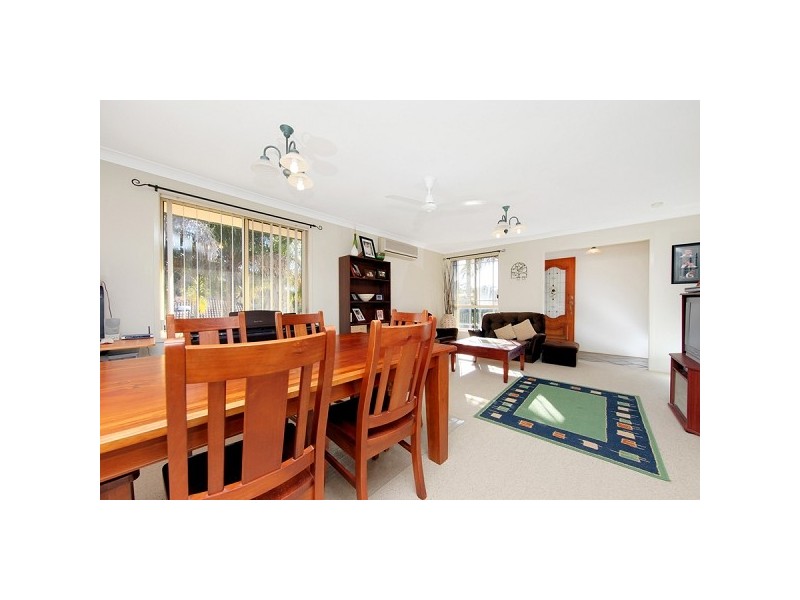 49 McElwee Drive, Tingira Heights NSW 2290