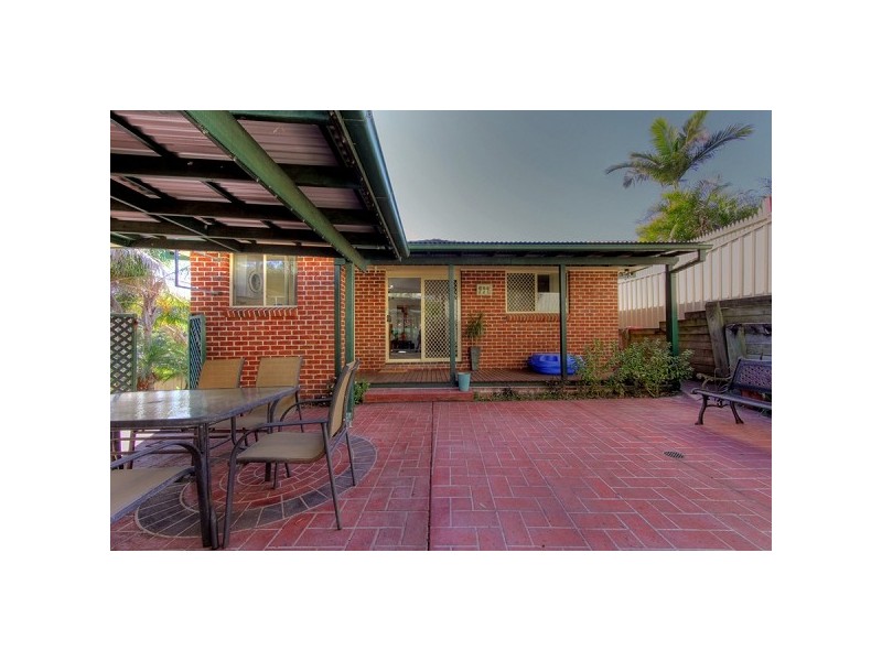49 McElwee Drive, Tingira Heights NSW 2290