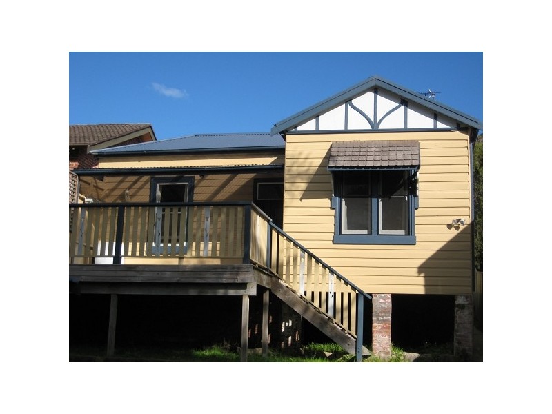 27 Collaroy Road, New Lambton NSW 2305