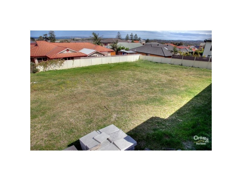 11 Callicoma Place, Redhead NSW 2290