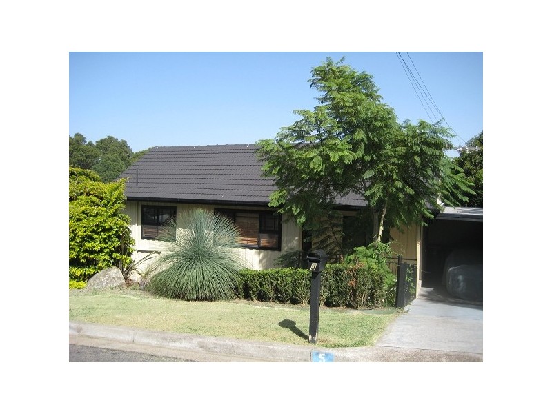 5 Roberts Street, Whitebridge NSW 2290