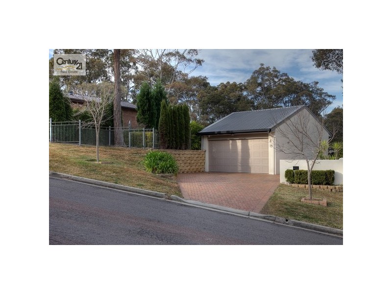 4 Holly Circuit, New Lambton Heights NSW 2305
