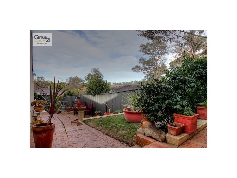 4 Holly Circuit, New Lambton Heights NSW 2305