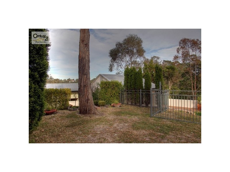 4 Holly Circuit, New Lambton Heights NSW 2305