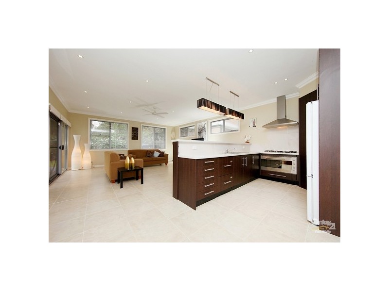 22 Oakland Street, Glendale NSW 2285