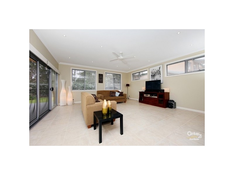 22 Oakland Street, Glendale NSW 2285