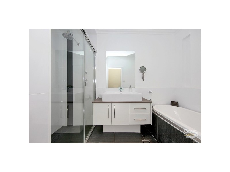 22 Oakland Street, Glendale NSW 2285