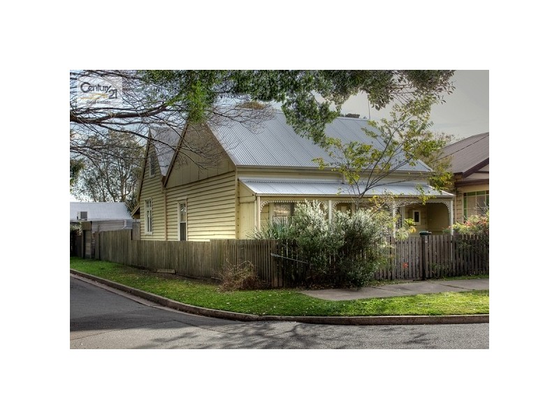 17 Denison Street, Carrington NSW 2294