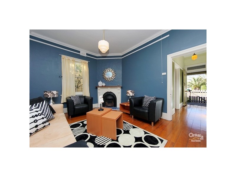 17 Denison Street, Carrington NSW 2294