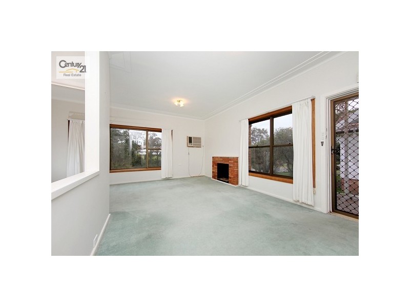 42 Lovell Parade, Shortland NSW 2307