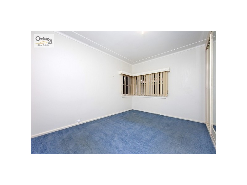 42 Lovell Parade, Shortland NSW 2307