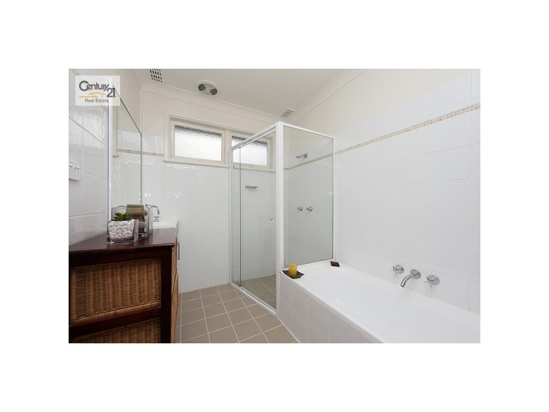 2 Fraser Parade, Charlestown NSW 2290