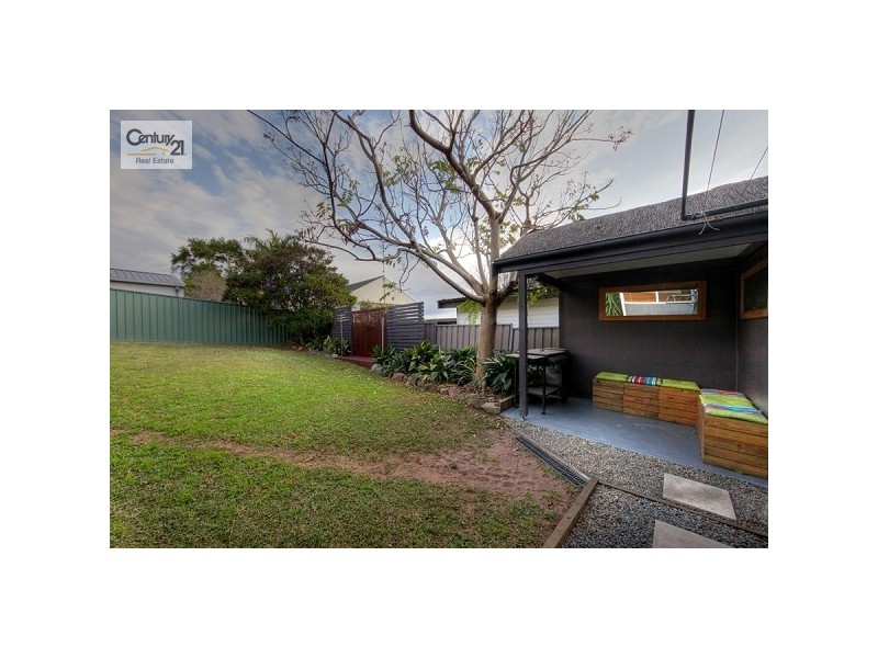 2 Fraser Parade, Charlestown NSW 2290