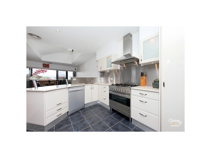 16A Frederick Street, Merewether NSW 2291