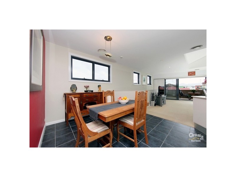 16A Frederick Street, Merewether NSW 2291