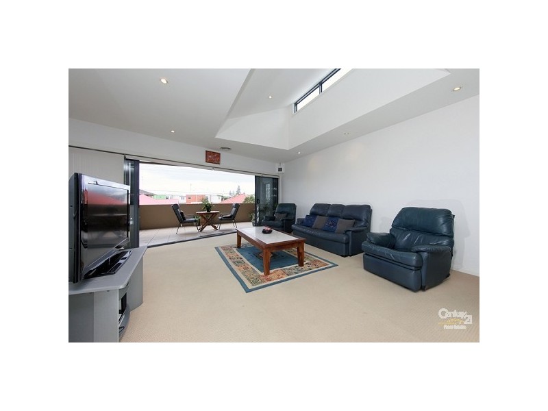 16A Frederick Street, Merewether NSW 2291