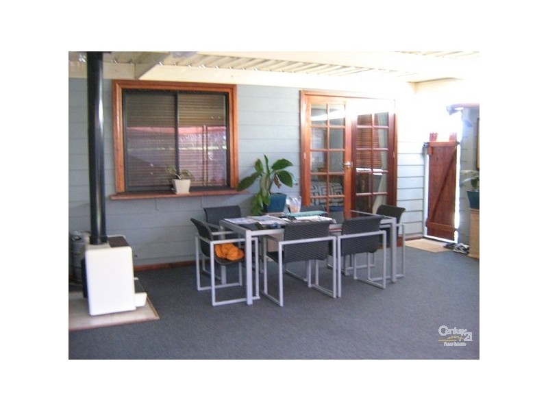 15 Alder Crescent, Gateshead NSW 2290