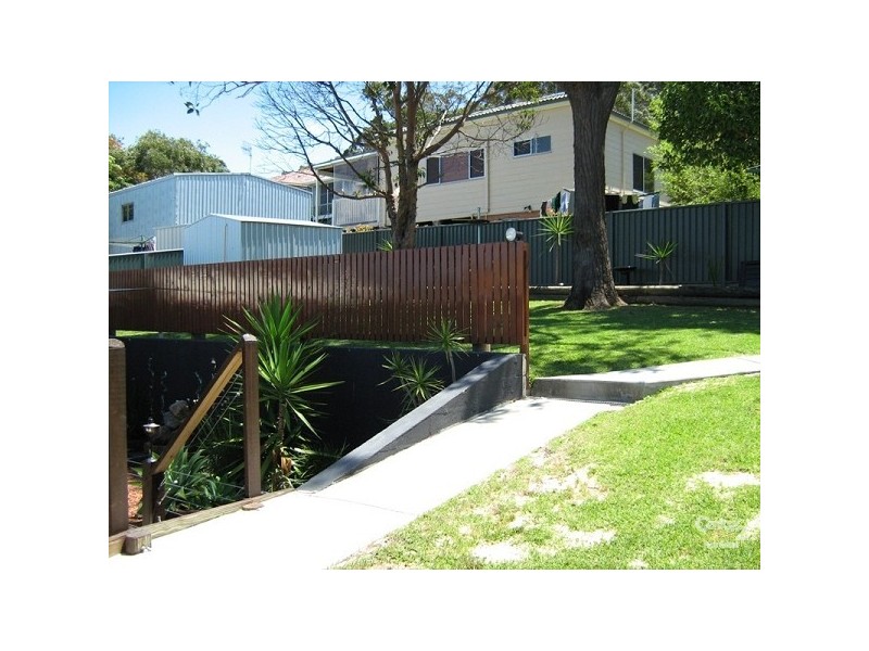 15 Alder Crescent, Gateshead NSW 2290