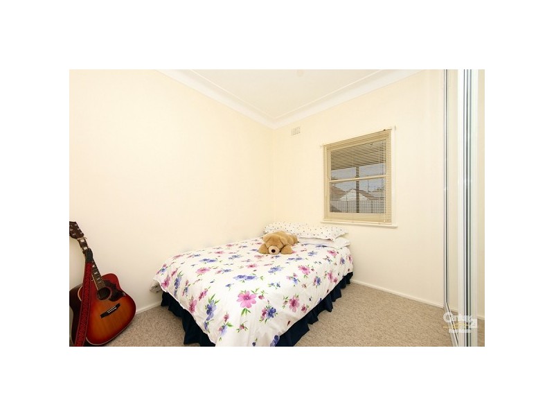 8 Arthur Street, Cardiff South NSW 2285