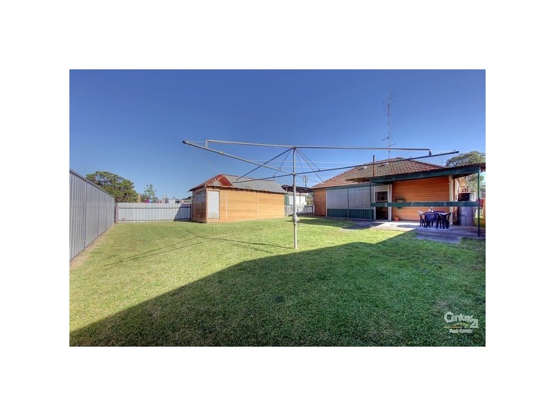 8 Arthur Street, Cardiff South NSW 2285