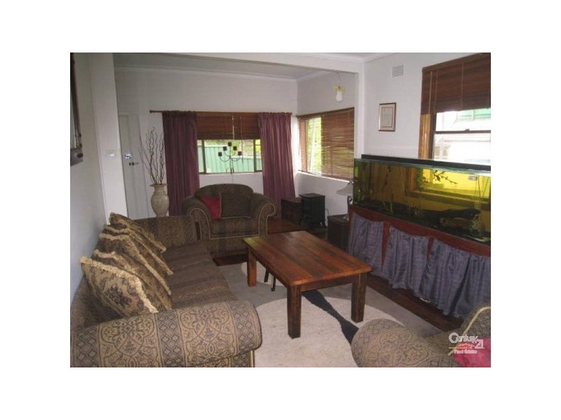 9 George Street, Highfields NSW 2289
