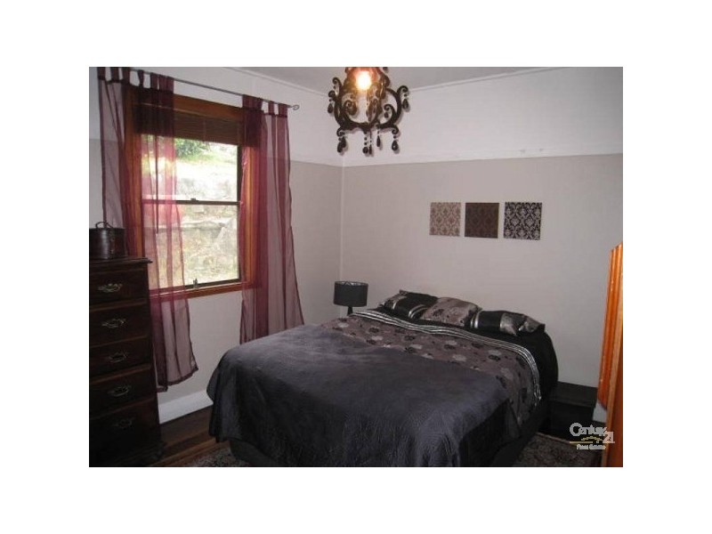9 George Street, Highfields NSW 2289
