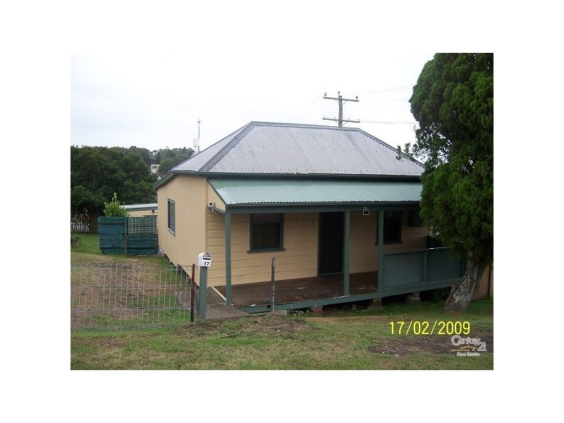 17 RAILWAY, Dudley NSW 2290