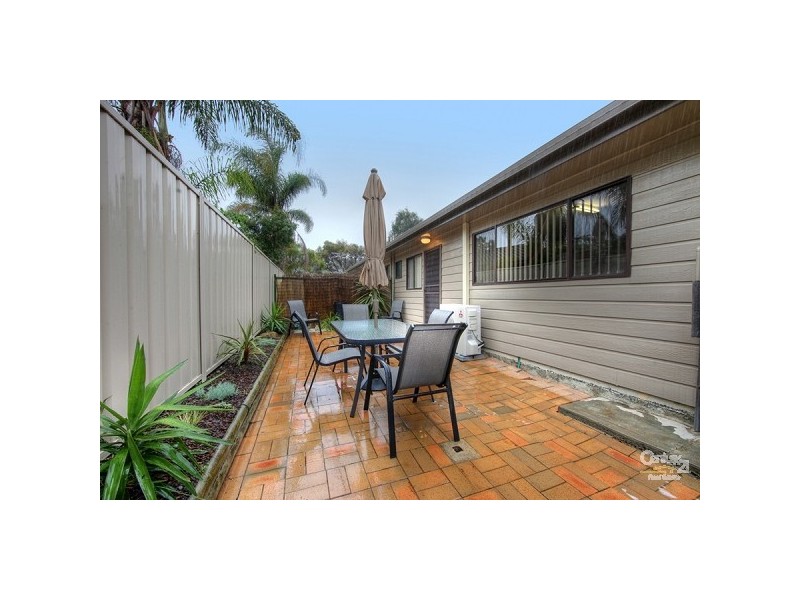 1/2 Lena Close, Whitebridge NSW 2290