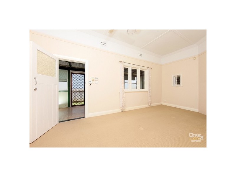 45 Melville Road, Broadmeadow NSW 2292