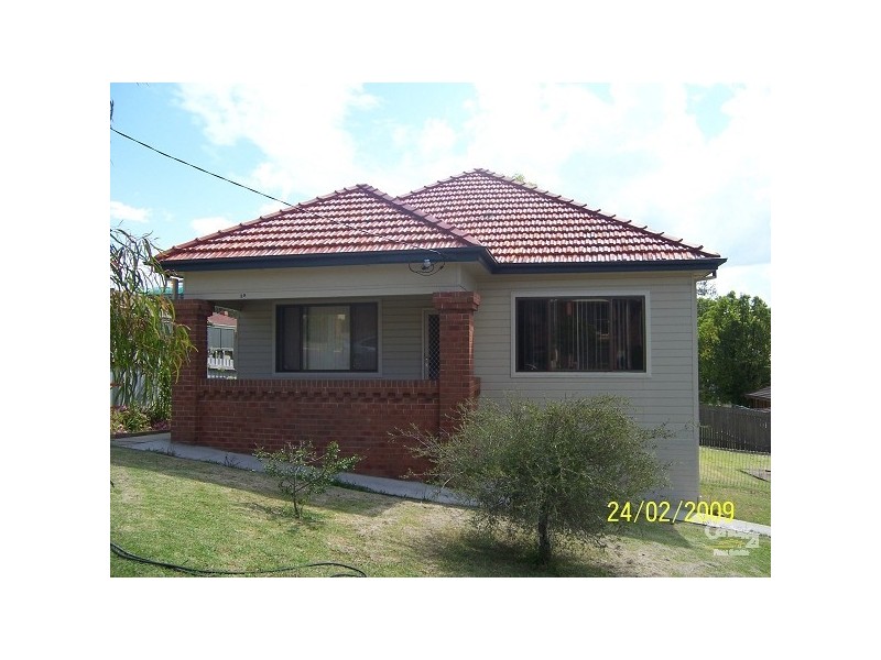 29 Dickinson Street, Charlestown NSW 2290