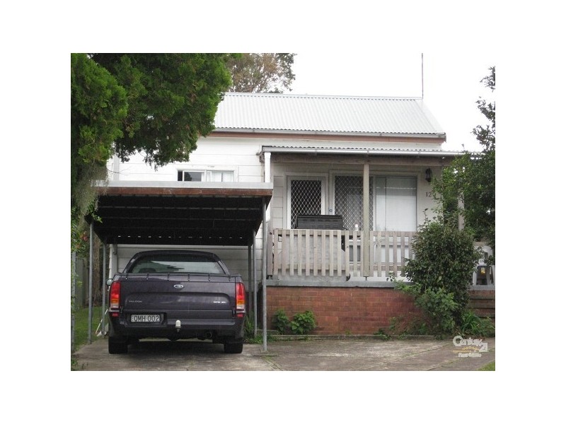 12 George, Dudley NSW 2290