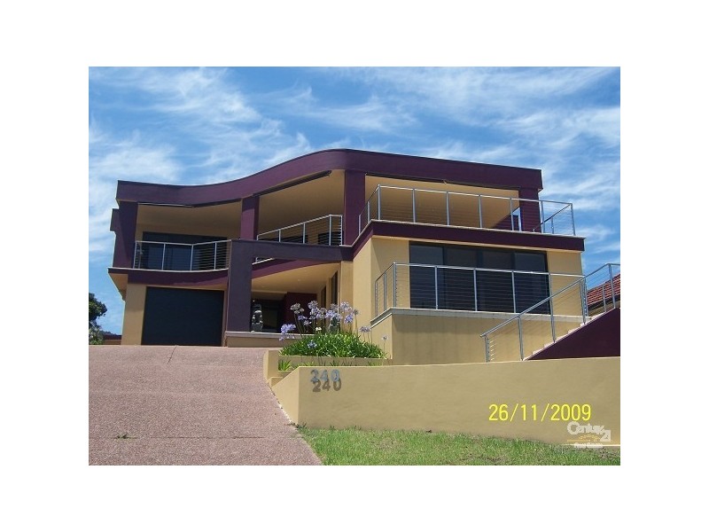 240 THE ESPLANADE, Speers Point NSW 2284
