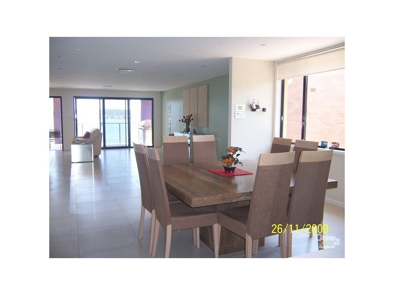 240 THE ESPLANADE, Speers Point NSW 2284