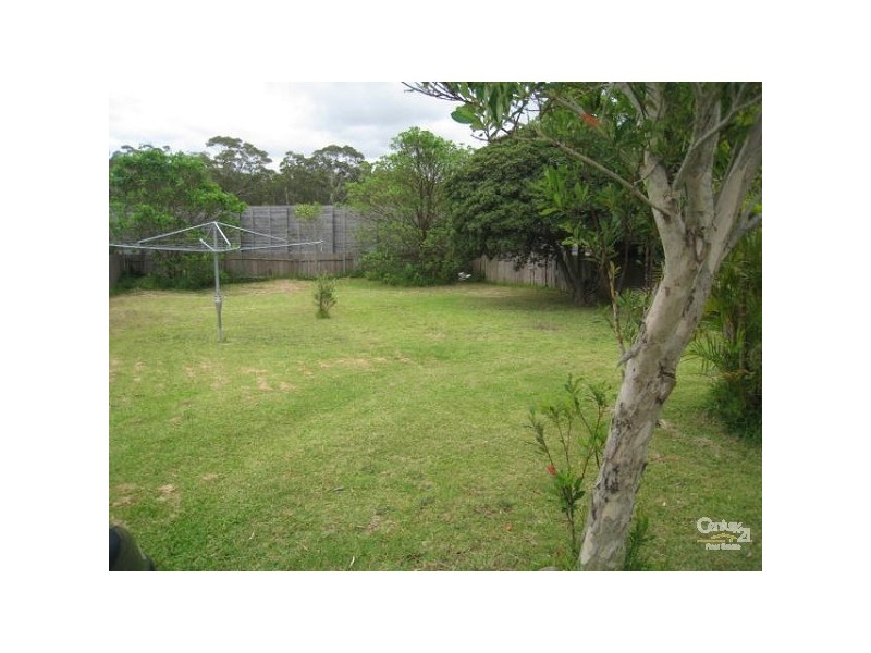 25 Blackbutt Parade, Kotara NSW 2289