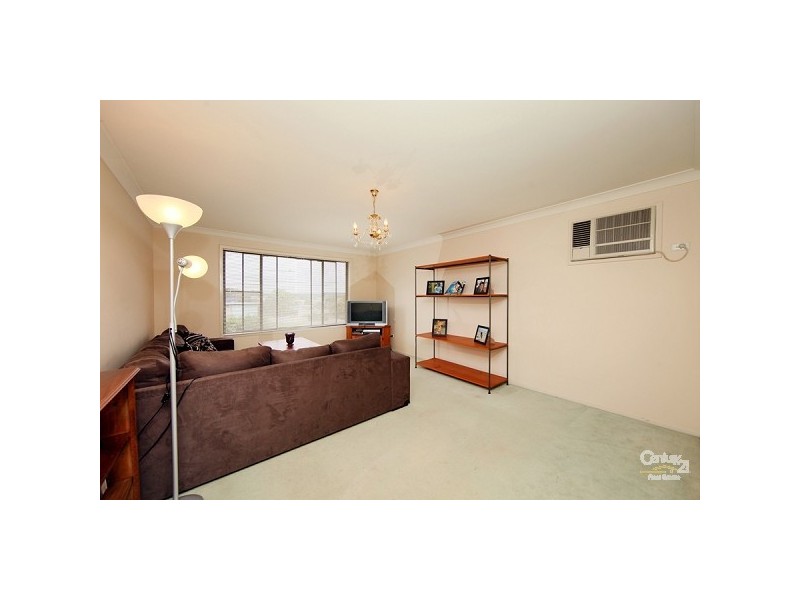 9 Lawson Road, Macquarie Hills NSW 2285